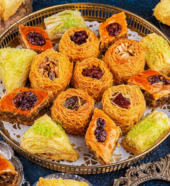 Set oriental sweets on a round tray